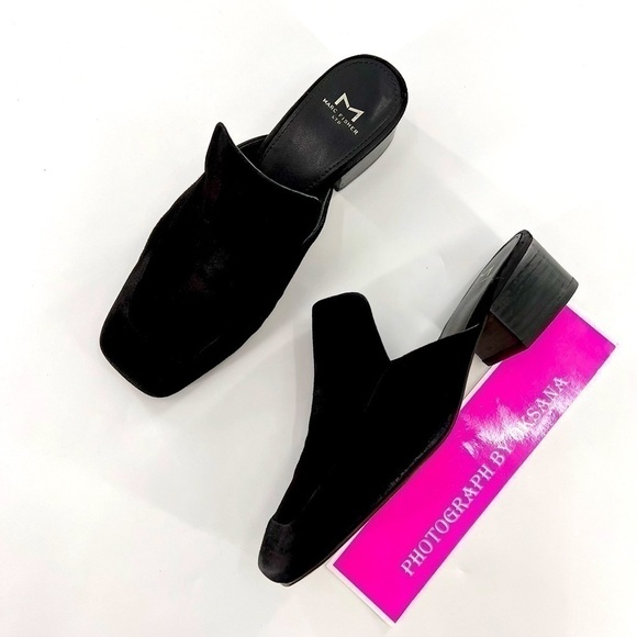Marc Fisher  black suede slip-on mules size 6 M - Picture 4 of 11